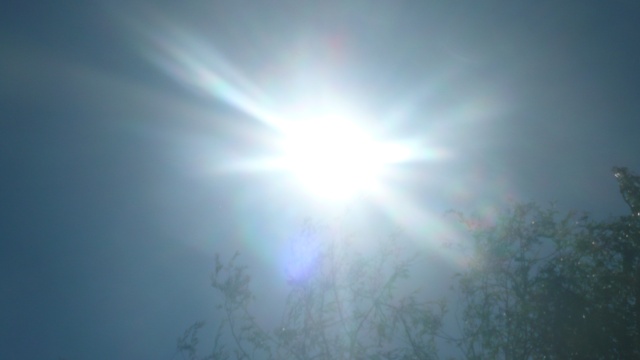 Blog de luciolemystique : Le bric à brac de Zébuline, Soleil blanc
