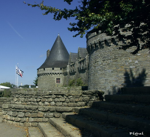 Château de Pontivy dit Château des Rohans.3/4 dans Bretagne p9161619