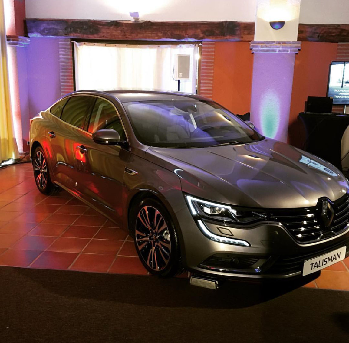 Renault talisman samsung