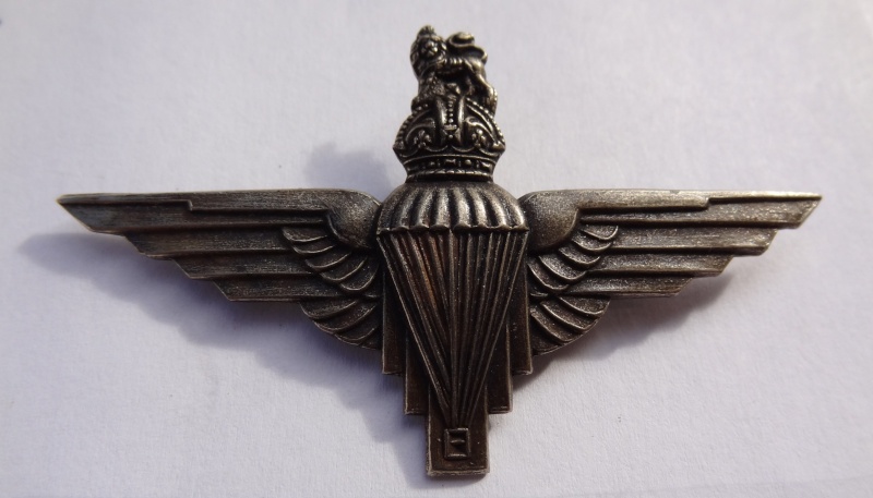 unusual Parachute Regiment - British & Commonwealth Military Badge Forum