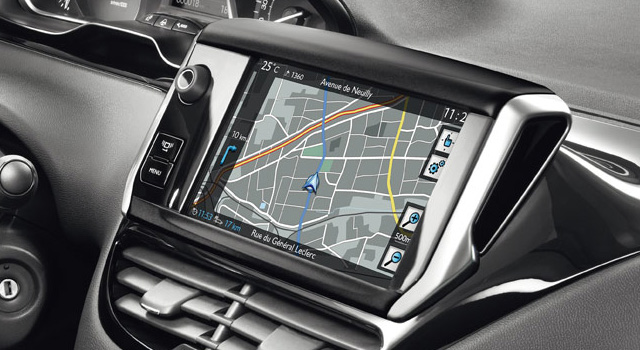 PEUGEOT 208 FELINE mise a jour GPS PEUGEOT 208 FELINE mise a jour GPS